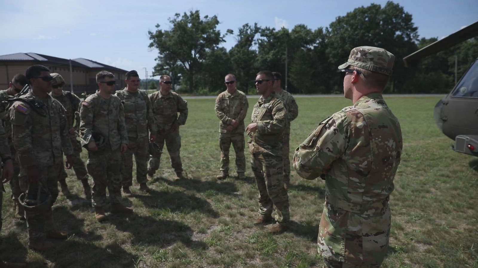 147th Aviation Regiment and 120th Field Artillery Regiment Complete Joint Air Insertion Exercise