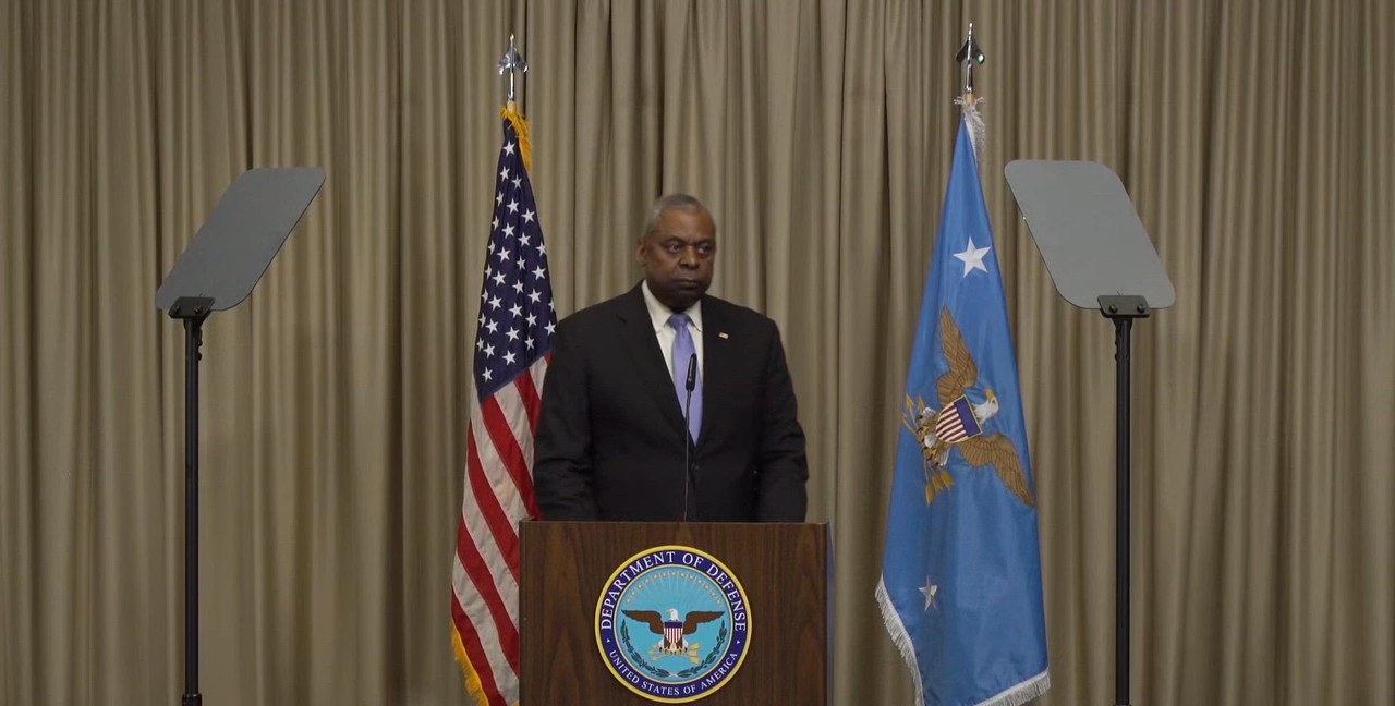 Ukraine Defense Contact Group (Press Conference)